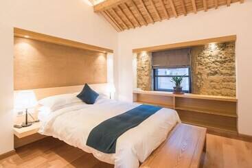 هتل Anji Valley House