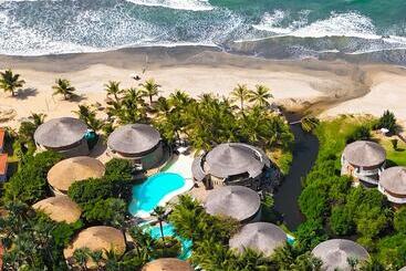 هتل Balafon Beach Resort
