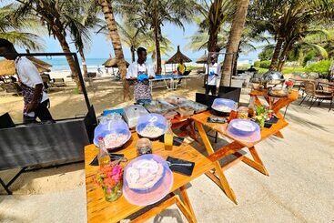 هتل Balafon Beach Resort