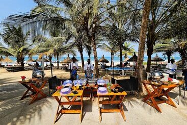 هتل Balafon Beach Resort