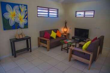 هتل Blue Bay Resort