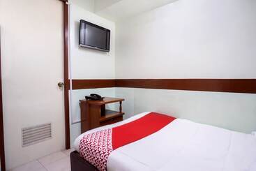 هتل Maanyag Pension House