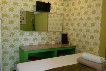هتل Paifha Beach Resort