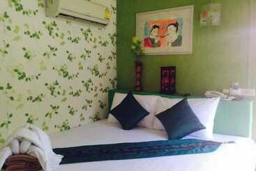 هتل Paifha Beach Resort