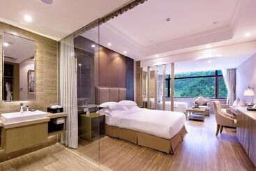 هتل Sanqingshan New Century Resort