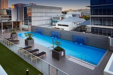 هتل The Sebel West Perth