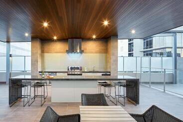 هتل The Sebel West Perth