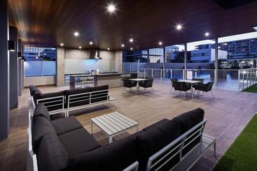 هتل The Sebel West Perth
