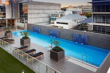 هتل The Sebel West Perth