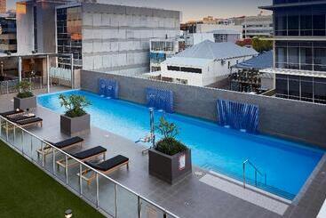 هتل The Sebel West Perth