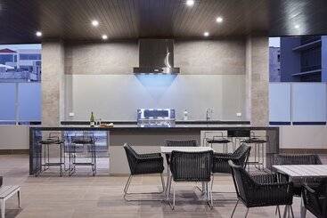 هتل The Sebel West Perth