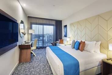 هتل The Sebel West Perth