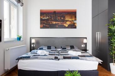 Loox Serviced Apartments Hatzova
