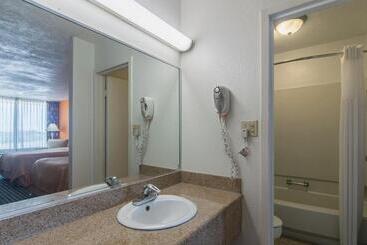 Motel 6liberal, Ks