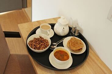 Oyo 10216 Hotel Uk Retreat