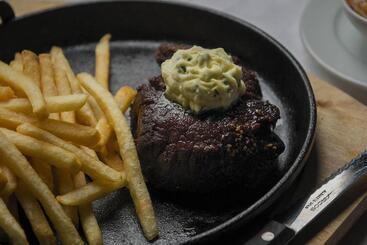 پانسیون Auberge D Anse Boileau & Restaurant Chez Plume