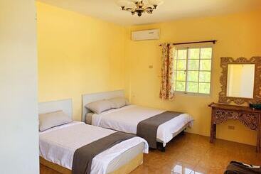 پانسیون Saipan Stay Lounge
