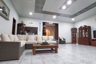 پانسیون Saipan Stay Lounge