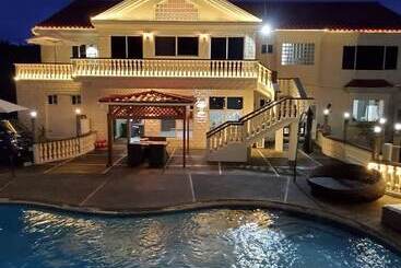 پانسیون Saipan Stay Lounge