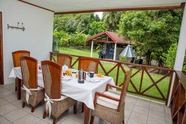 پانسیون The Orchard Holiday Home