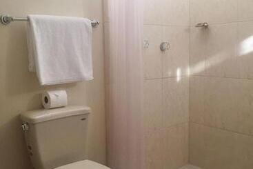 Hgen Room & Suites