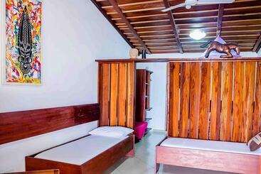 Veivaag Lodge