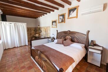 Agroturismo Can Pere Sord