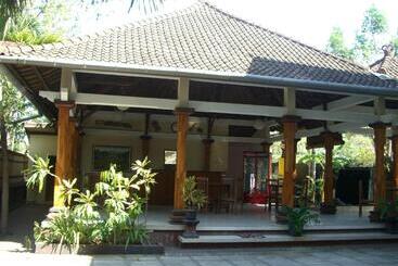 تختخواب و صبحانه Matahari Tulamben Guesthouse