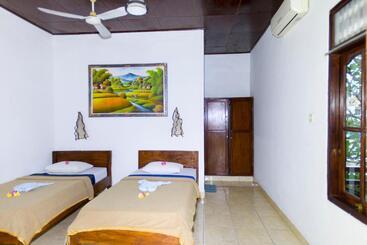 تختخواب و صبحانه Matahari Tulamben Guesthouse