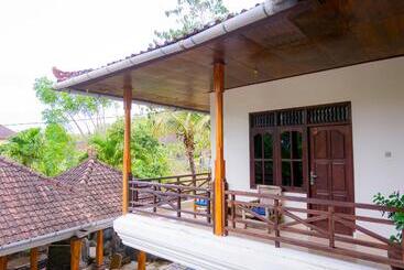 تختخواب و صبحانه Matahari Tulamben Guesthouse