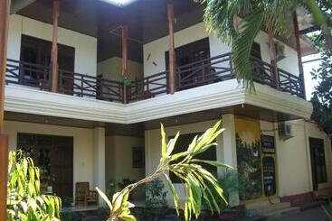 تختخواب و صبحانه Matahari Tulamben Guesthouse