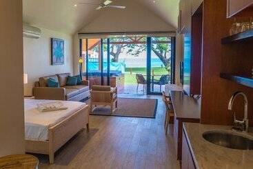 Coral Sea Resort & Casino