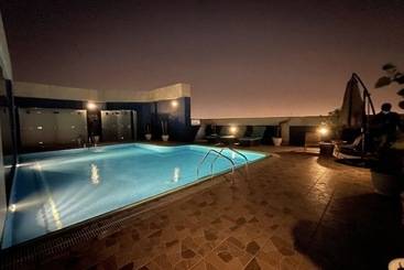 هتل Al Mansour Plaza
