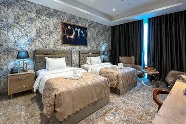 هتل Al Mansour Plaza