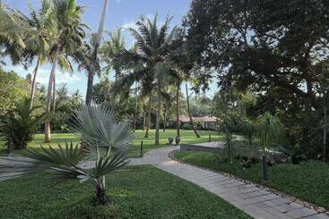 هتل Andores Resort And Spa   Calangute
