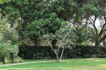 هتل Andores Resort And Spa   Calangute