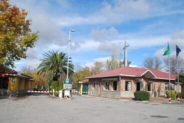 酒店 Bungalows Alpha