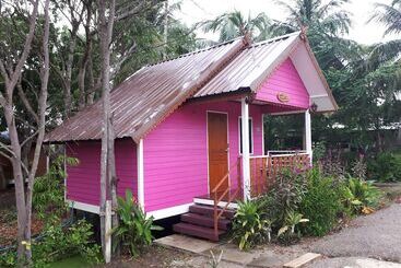 هتل Chokesombat Resort
