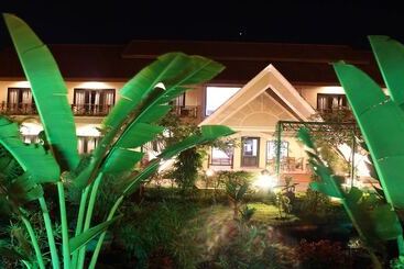 هتل Daosavanh Resort & Spa