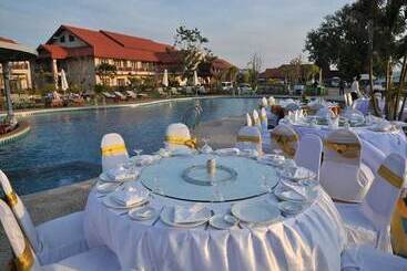 هتل Daosavanh Resort & Spa