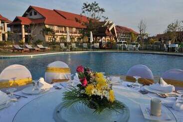 هتل Daosavanh Resort & Spa