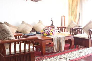 هتل Daosavanh Resort & Spa
