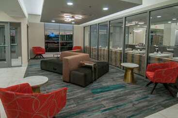 هتل Hilton Garden Inn Jackson/clinton