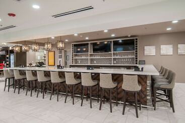 هتل Hilton Garden Inn Jackson/clinton