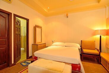 هتل Maldives Seashine Guesthouse