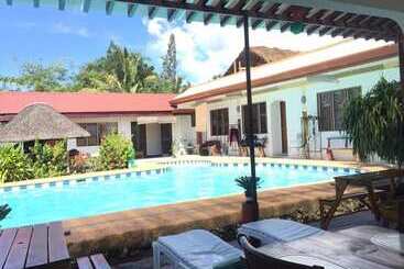 هتل New Eve's Kiosk Dive Resort