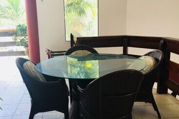 هتل New Eve's Kiosk Dive Resort