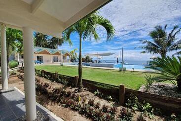 Le Uaina Beach Resort