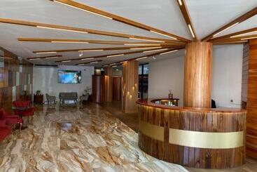 Murex Plaza Hotel & Suites - Monrovia