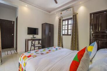 Oyo 12134 Home Luxury Studios Calangute